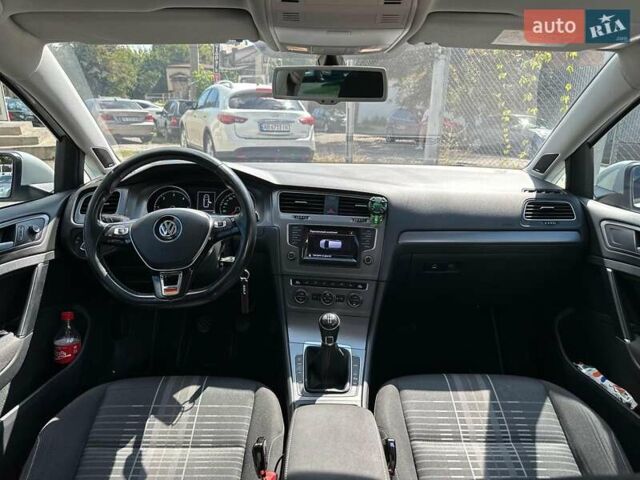 Белый Фольксваген Гольф, объемом двигателя 1.6 л и пробегом 262 тыс. км за 10480 $, фото 15 на Automoto.ua
