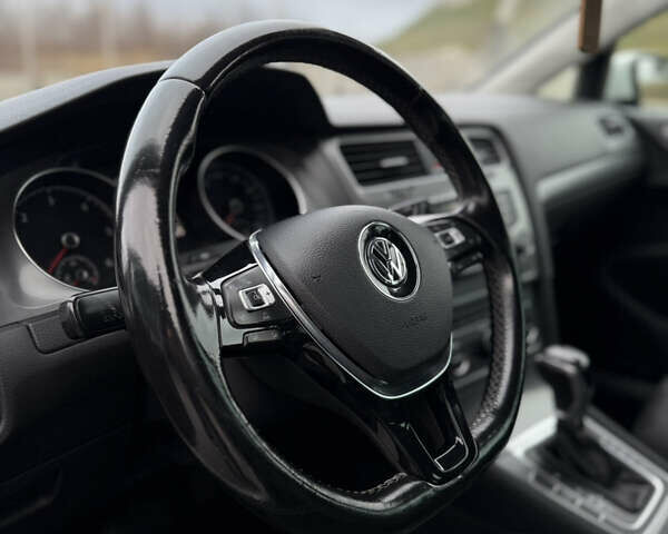 Белый Фольксваген Гольф, объемом двигателя 1.6 л и пробегом 243 тыс. км за 10700 $, фото 32 на Automoto.ua