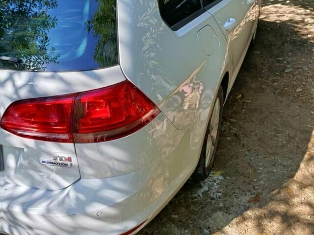 Белый Фольксваген Гольф, объемом двигателя 1.6 л и пробегом 3 тыс. км за 10500 $, фото 6 на Automoto.ua