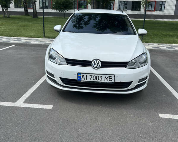 Білий Фольксваген Гольф, об'ємом двигуна 1.6 л та пробігом 235 тис. км за 12900 $, фото 2 на Automoto.ua