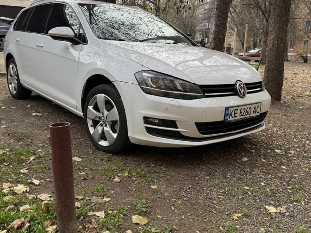 Белый Фольксваген Гольф, объемом двигателя 2 л и пробегом 250 тыс. км за 12450 $, фото 1 на Automoto.ua