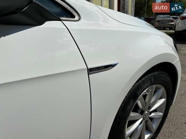 Белый Фольксваген Гольф, объемом двигателя 1.6 л и пробегом 262 тыс. км за 10480 $, фото 16 на Automoto.ua