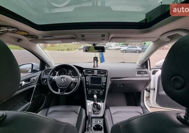 Білий Фольксваген Гольф, об'ємом двигуна 1.97 л та пробігом 203 тис. км за 15500 $, фото 21 на Automoto.ua