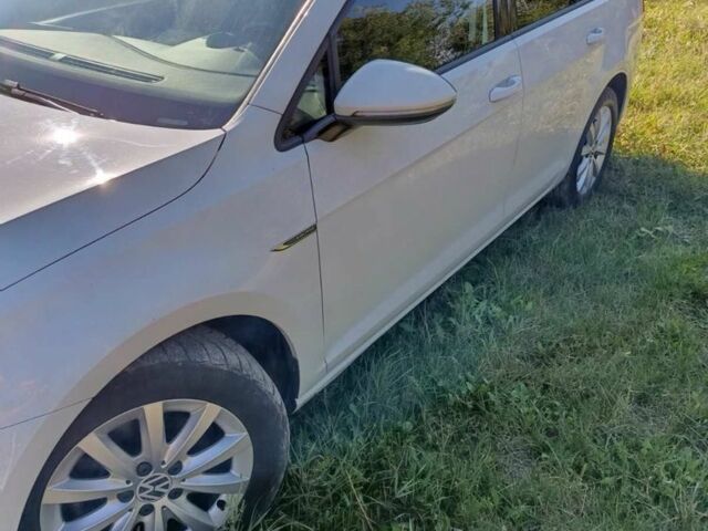 Белый Фольксваген Гольф, объемом двигателя 1.6 л и пробегом 3 тыс. км за 10500 $, фото 4 на Automoto.ua