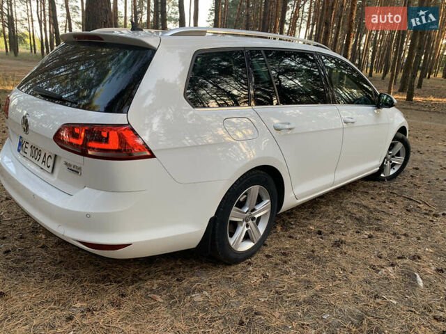 Белый Фольксваген Гольф, объемом двигателя 1.97 л и пробегом 240 тыс. км за 12900 $, фото 4 на Automoto.ua