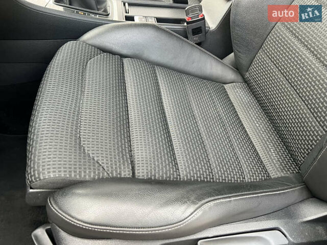 Білий Фольксваген Гольф, об'ємом двигуна 2 л та пробігом 207 тис. км за 13500 $, фото 37 на Automoto.ua