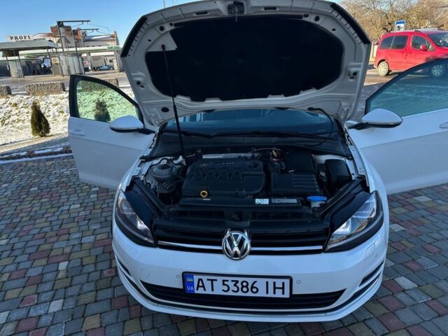 Белый Фольксваген Гольф, объемом двигателя 2 л и пробегом 313 тыс. км за 14200 $, фото 19 на Automoto.ua