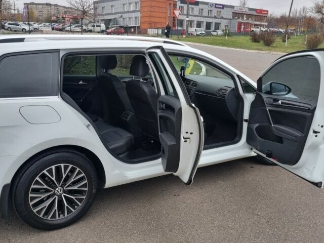 Белый Фольксваген Гольф, объемом двигателя 2 л и пробегом 203 тыс. км за 15500 $, фото 19 на Automoto.ua