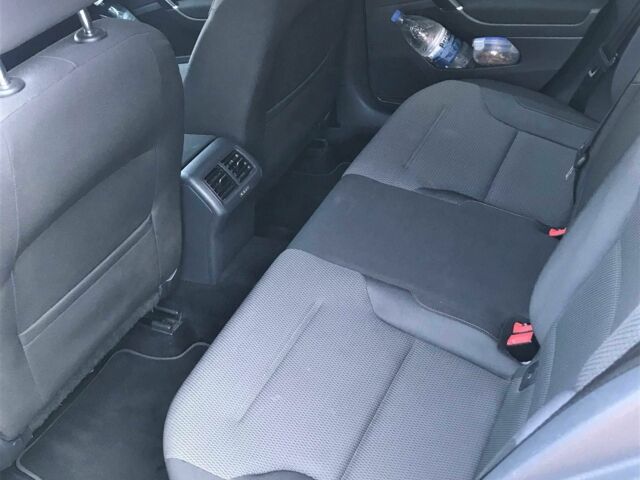 Білий Фольксваген Гольф, об'ємом двигуна 2 л та пробігом 122 тис. км за 14559 $, фото 7 на Automoto.ua