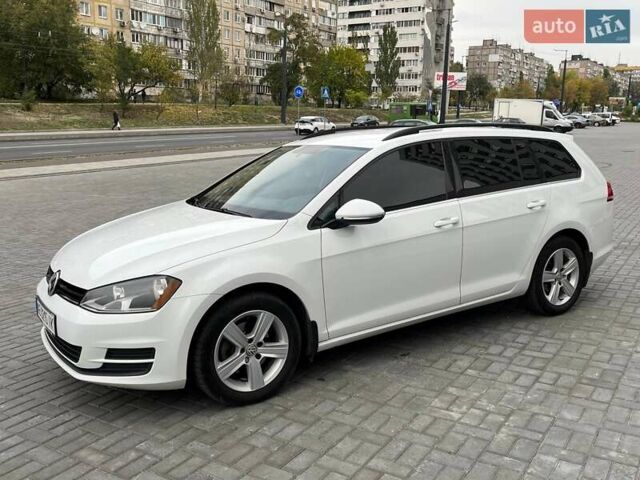 Фольксваген Гольф 2015 в Днепре (Днепропетровске) на Automoto.ua Белый Фольксваген Гольф, объемом двигателя 1.97 л и пробегом 197 тыс. км за 12900 $, фото 2 на Automoto.ua