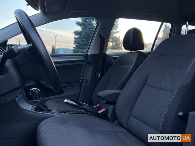 Белый Фольксваген Гольф, объемом двигателя 1.8 л и пробегом 108 тыс. км за 11300 $, фото 12 на Automoto.ua