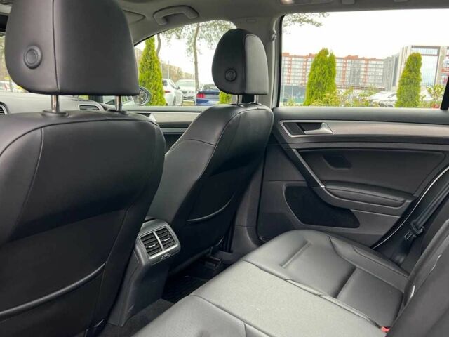 Белый Фольксваген Гольф, объемом двигателя 2 л и пробегом 53 тыс. км за 16700 $, фото 20 на Automoto.ua