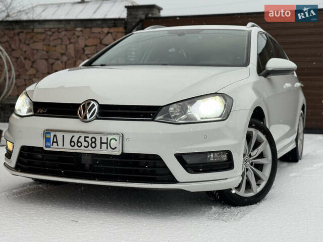 Білий Фольксваген Гольф, об'ємом двигуна 1.6 л та пробігом 322 тис. км за 11800 $, фото 3 на Automoto.ua