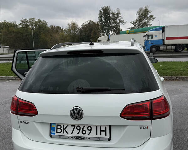Фольксваген Гольф 2015 в Борисполе на Automoto.ua Белый Фольксваген Гольф, объемом двигателя 1.97 л и пробегом 227 тыс. км за 14100 $, фото 7 на Automoto.ua