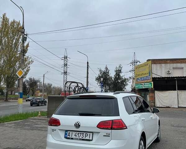 Белый Фольксваген Гольф, объемом двигателя 1.6 л и пробегом 263 тыс. км за 9900 $, фото 4 на Automoto.ua