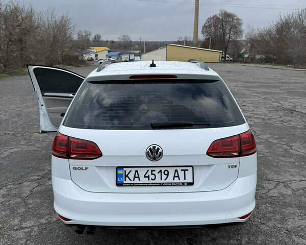 Белый Фольксваген Гольф, объемом двигателя 1.97 л и пробегом 184 тыс. км за 11500 $, фото 3 на Automoto.ua