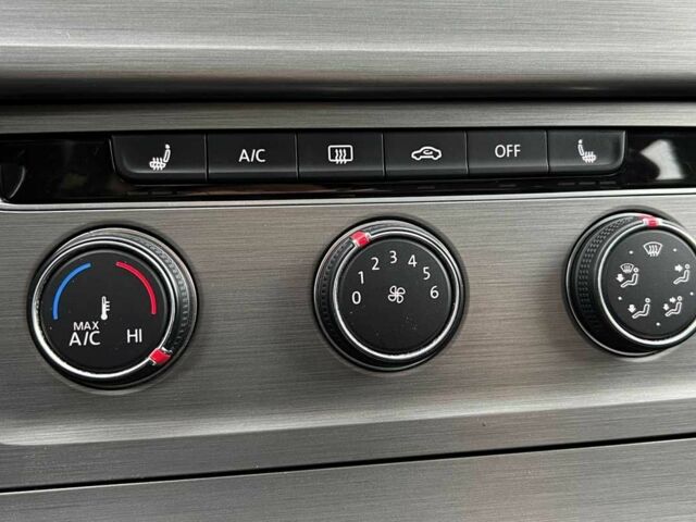 Белый Фольксваген Гольф, объемом двигателя 2 л и пробегом 53 тыс. км за 16700 $, фото 15 на Automoto.ua