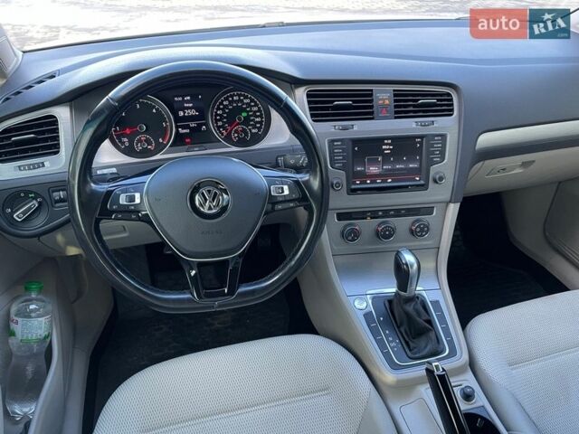 Белый Фольксваген Гольф, объемом двигателя 2 л и пробегом 134 тыс. км за 12999 $, фото 43 на Automoto.ua