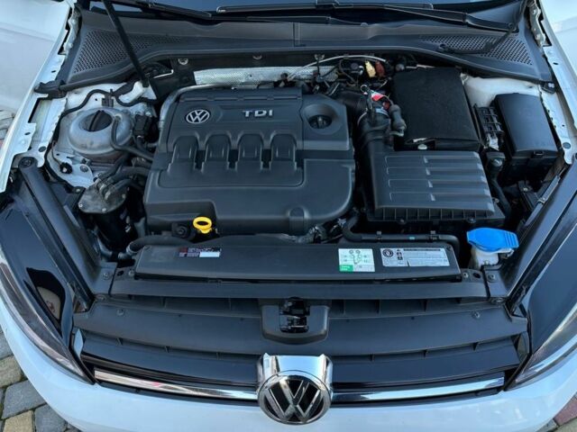 Белый Фольксваген Гольф, объемом двигателя 2 л и пробегом 313 тыс. км за 14200 $, фото 11 на Automoto.ua