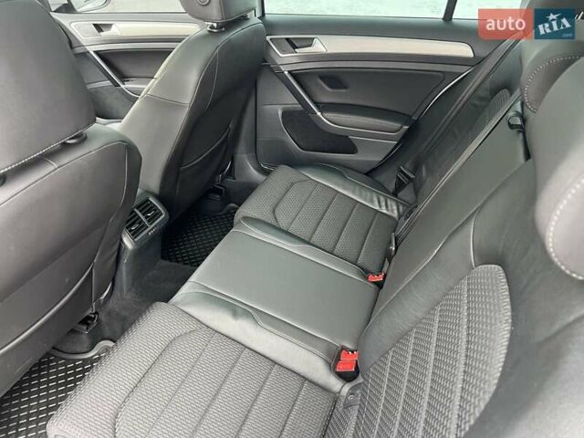 Белый Фольксваген Гольф, объемом двигателя 1.4 л и пробегом 250 тыс. км за 9800 $, фото 80 на Automoto.ua