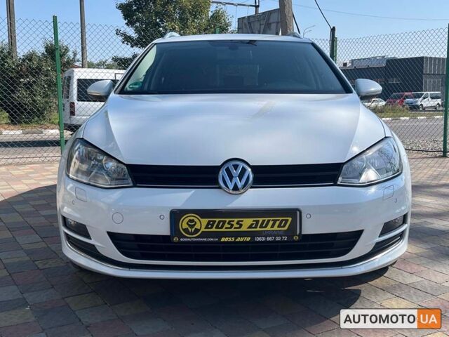 Белый Фольксваген Гольф, объемом двигателя 1.6 л и пробегом 208 тыс. км за 13300 $, фото 1 на Automoto.ua