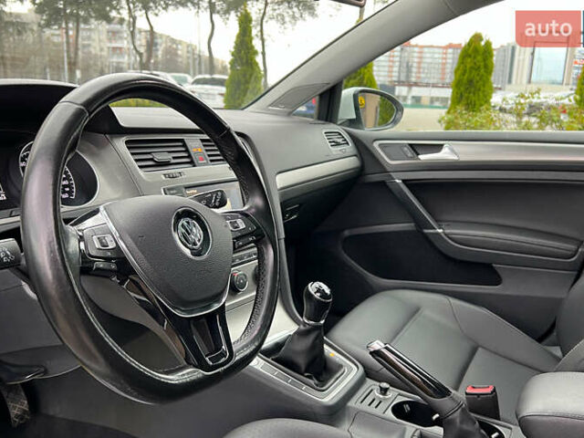 Білий Фольксваген Гольф, об'ємом двигуна 1.97 л та пробігом 53 тис. км за 16700 $, фото 9 на Automoto.ua