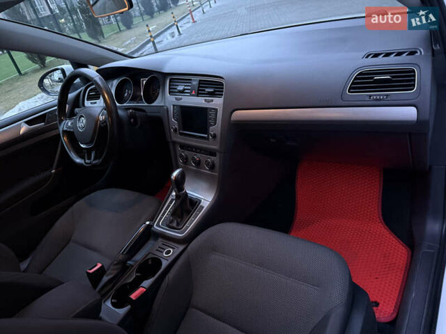 Білий Фольксваген Гольф, об'ємом двигуна 2 л та пробігом 232 тис. км за 12500 $, фото 8 на Automoto.ua