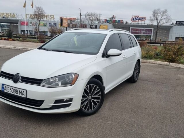 Белый Фольксваген Гольф, объемом двигателя 2 л и пробегом 203 тыс. км за 15500 $, фото 1 на Automoto.ua