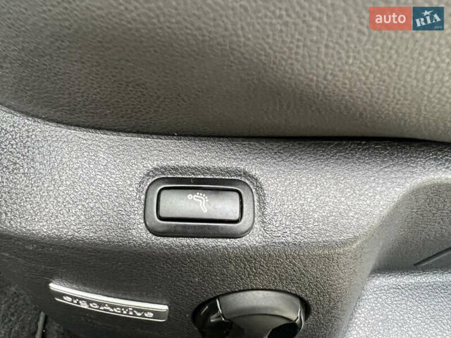 Білий Фольксваген Гольф, об'ємом двигуна 2 л та пробігом 207 тис. км за 13500 $, фото 38 на Automoto.ua