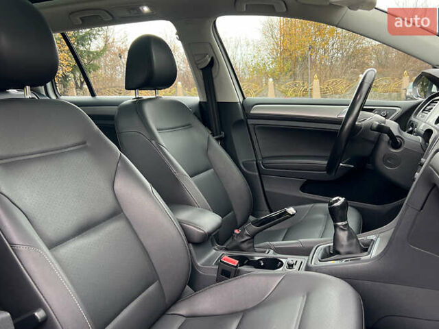 Білий Фольксваген Гольф, об'ємом двигуна 1.97 л та пробігом 53 тис. км за 16700 $, фото 18 на Automoto.ua