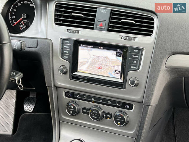 Білий Фольксваген Гольф, об'ємом двигуна 2 л та пробігом 207 тис. км за 13500 $, фото 20 на Automoto.ua