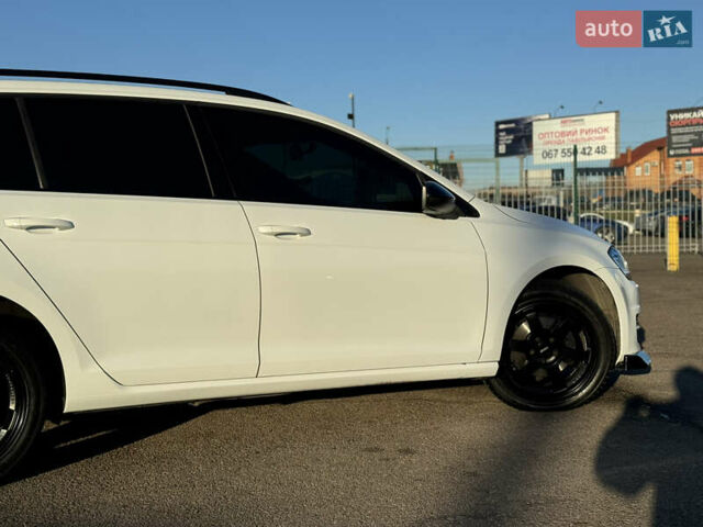 Белый Фольксваген Гольф, объемом двигателя 1.97 л и пробегом 177 тыс. км за 11800 $, фото 11 на Automoto.ua