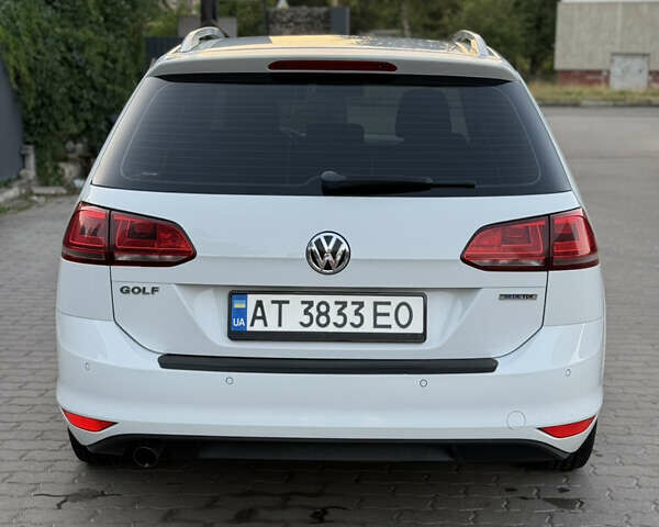 Білий Фольксваген Гольф, об'ємом двигуна 1.6 л та пробігом 270 тис. км за 12100 $, фото 4 на Automoto.ua