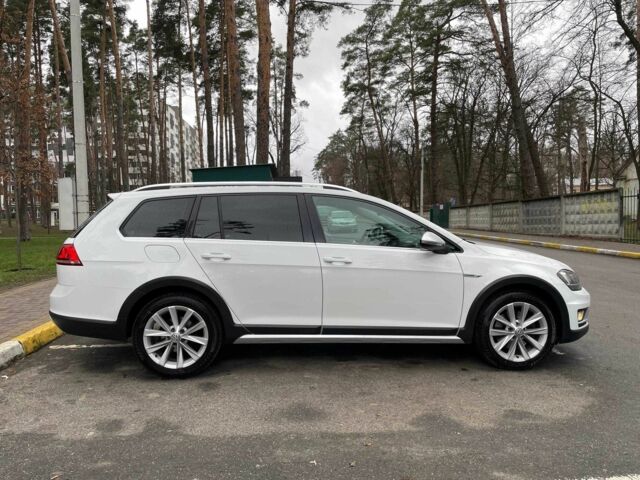 Білий Фольксваген Гольф, об'ємом двигуна 2 л та пробігом 313 тис. км за 14950 $, фото 9 на Automoto.ua