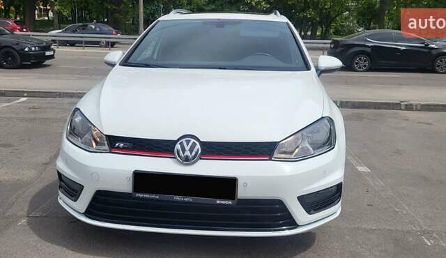 Белый Фольксваген Гольф, объемом двигателя 1.6 л и пробегом 198 тыс. км за 12000 $, фото 16 на Automoto.ua