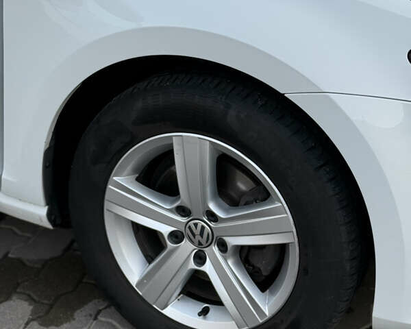 Білий Фольксваген Гольф, об'ємом двигуна 1.6 л та пробігом 270 тис. км за 12100 $, фото 10 на Automoto.ua