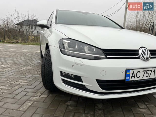 Белый Фольксваген Гольф, объемом двигателя 1.6 л и пробегом 280 тыс. км за 11500 $, фото 16 на Automoto.ua