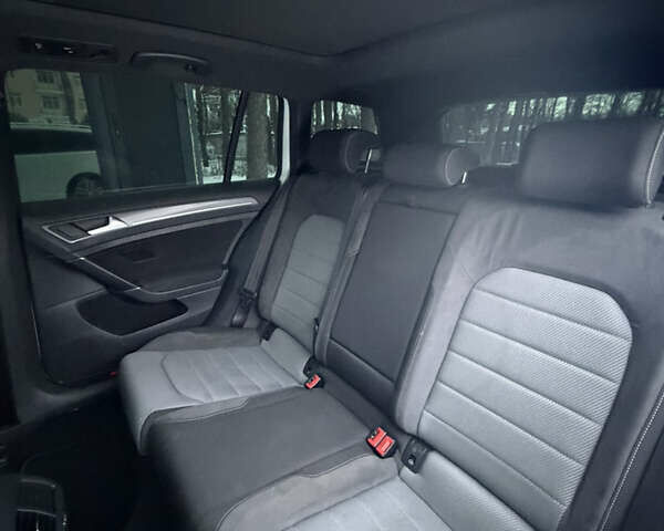 Белый Фольксваген Гольф, объемом двигателя 1.6 л и пробегом 199 тыс. км за 12900 $, фото 7 на Automoto.ua