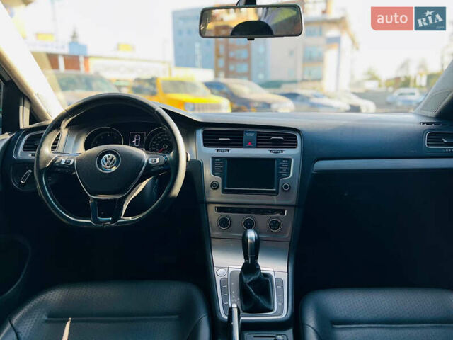 Белый Фольксваген Гольф, объемом двигателя 1.8 л и пробегом 82 тыс. км за 12800 $, фото 10 на Automoto.ua