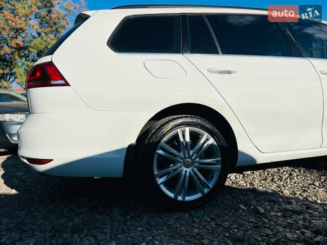 Белый Фольксваген Гольф, объемом двигателя 1.8 л и пробегом 82 тыс. км за 12800 $, фото 24 на Automoto.ua