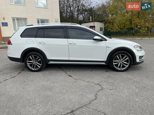 Белый Фольксваген Гольф, объемом двигателя 1.8 л и пробегом 139 тыс. км за 13900 $, фото 6 на Automoto.ua