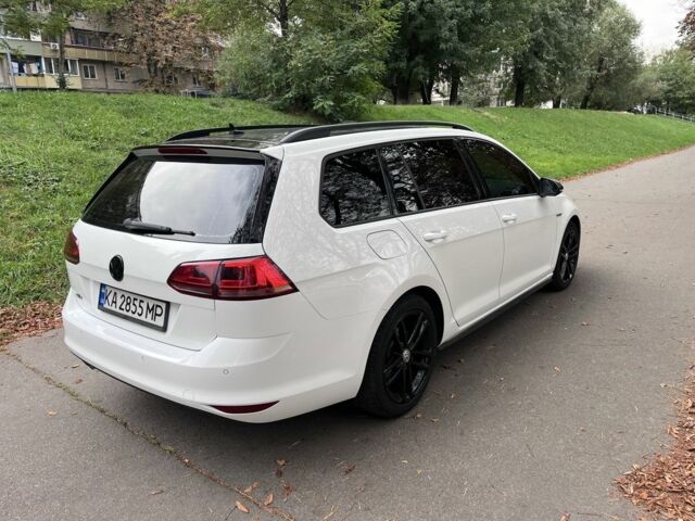 Белый Фольксваген Гольф, объемом двигателя 2 л и пробегом 272 тыс. км за 14900 $, фото 3 на Automoto.ua