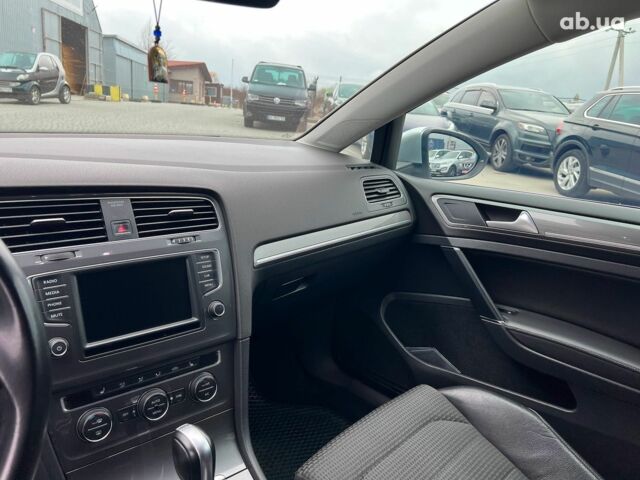 Белый Фольксваген Гольф, объемом двигателя 2 л и пробегом 287 тыс. км за 14590 $, фото 29 на Automoto.ua