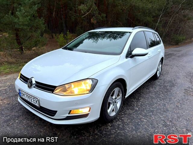 Белый Фольксваген Гольф, объемом двигателя 1.6 л и пробегом 285 тыс. км за 10750 $, фото 2 на Automoto.ua