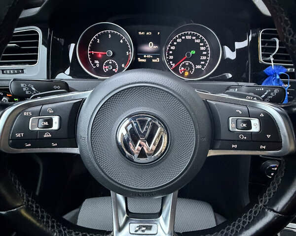 Белый Фольксваген Гольф, объемом двигателя 1.6 л и пробегом 199 тыс. км за 12900 $, фото 3 на Automoto.ua