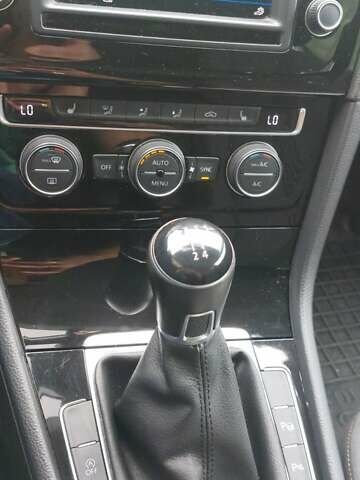 Белый Фольксваген Гольф, объемом двигателя 1.6 л и пробегом 225 тыс. км за 11800 $, фото 14 на Automoto.ua