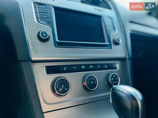 Белый Фольксваген Гольф, объемом двигателя 1.8 л и пробегом 82 тыс. км за 12800 $, фото 16 на Automoto.ua