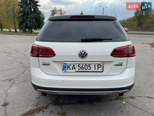 Белый Фольксваген Гольф, объемом двигателя 1.8 л и пробегом 139 тыс. км за 13900 $, фото 11 на Automoto.ua