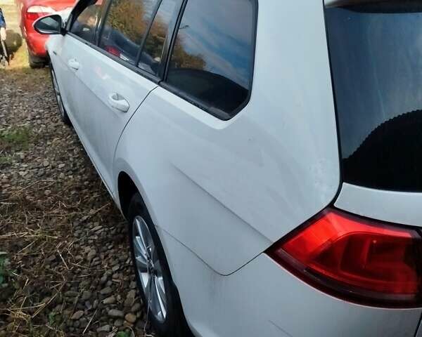 Білий Фольксваген Гольф, об'ємом двигуна 1.6 л та пробігом 280 тис. км за 5500 $, фото 7 на Automoto.ua