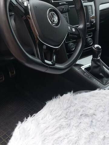 Белый Фольксваген Гольф, объемом двигателя 1.6 л и пробегом 225 тыс. км за 11800 $, фото 10 на Automoto.ua